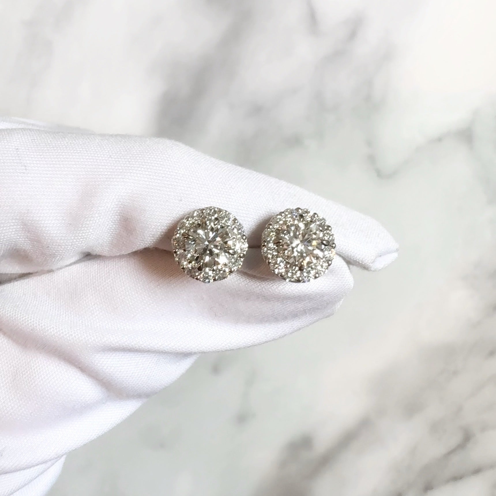 Chance Earrings (Round) | ラボグロウンダイヤモンド ヘイローピアス