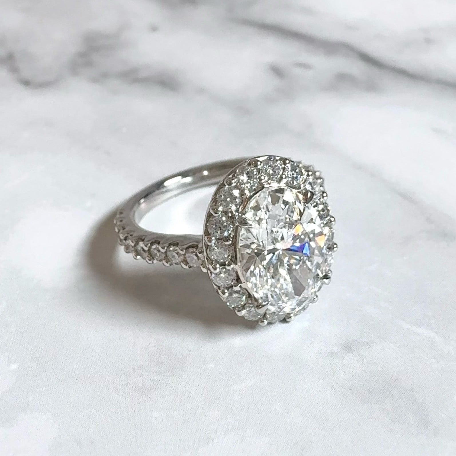 Chance Ring (Oval) | ラボグロウンダイヤモンド 指輪