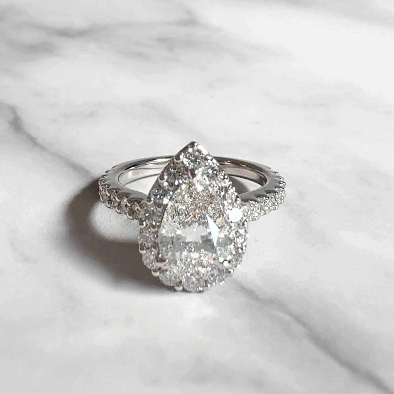 Chance Ring (Pear) | ラボグロウンダイヤモンド 指輪