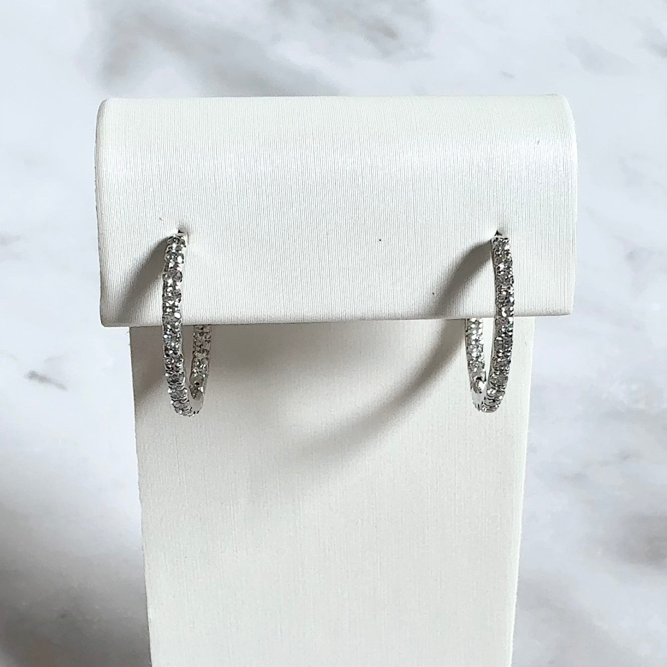 Inside Out Hoop Earrings (M) | ラボグロウンダイヤモンド フープピアス