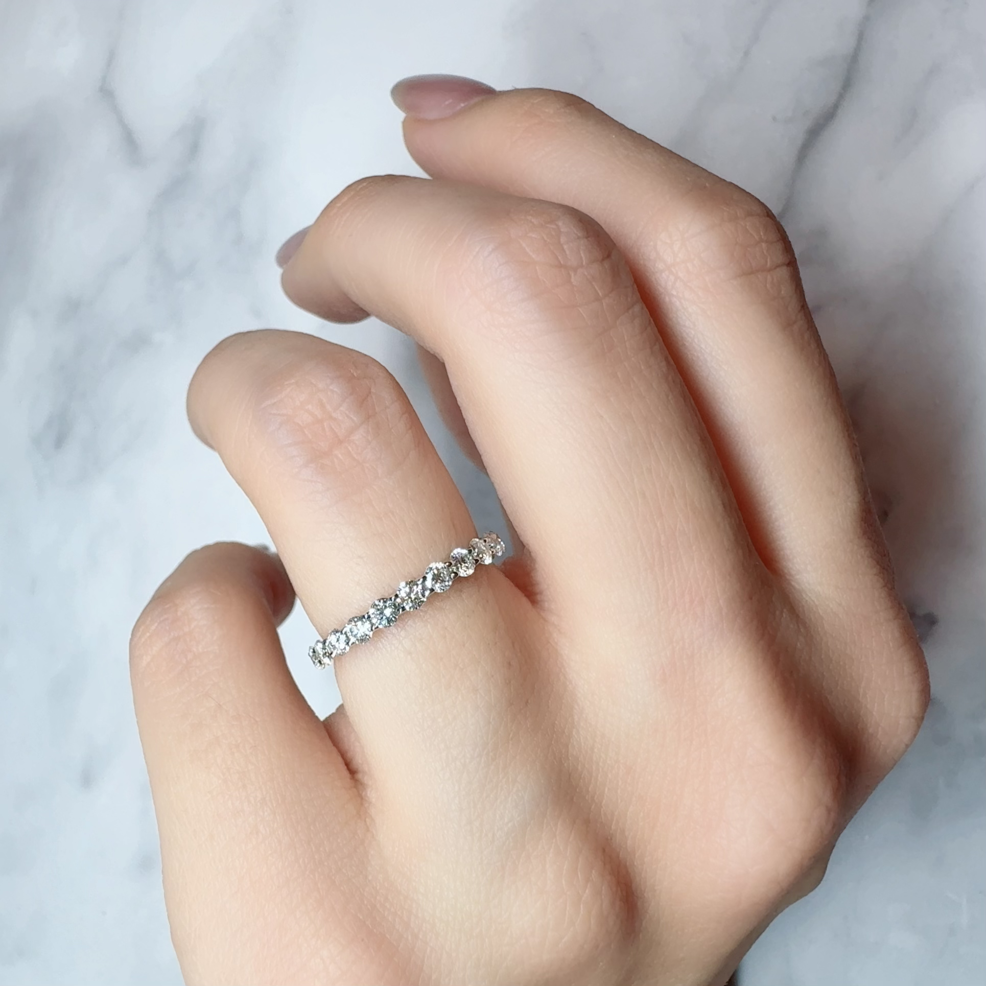 Petite Scalloped Eternity Ring (Full) | ラボグロウンダイヤモンド エタニティリング