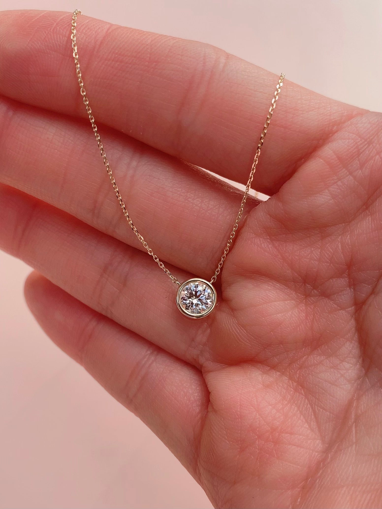 Large Bezel Necklace(ベゼルネックレス)| ラボグロウンダイヤモンド ネックレス
