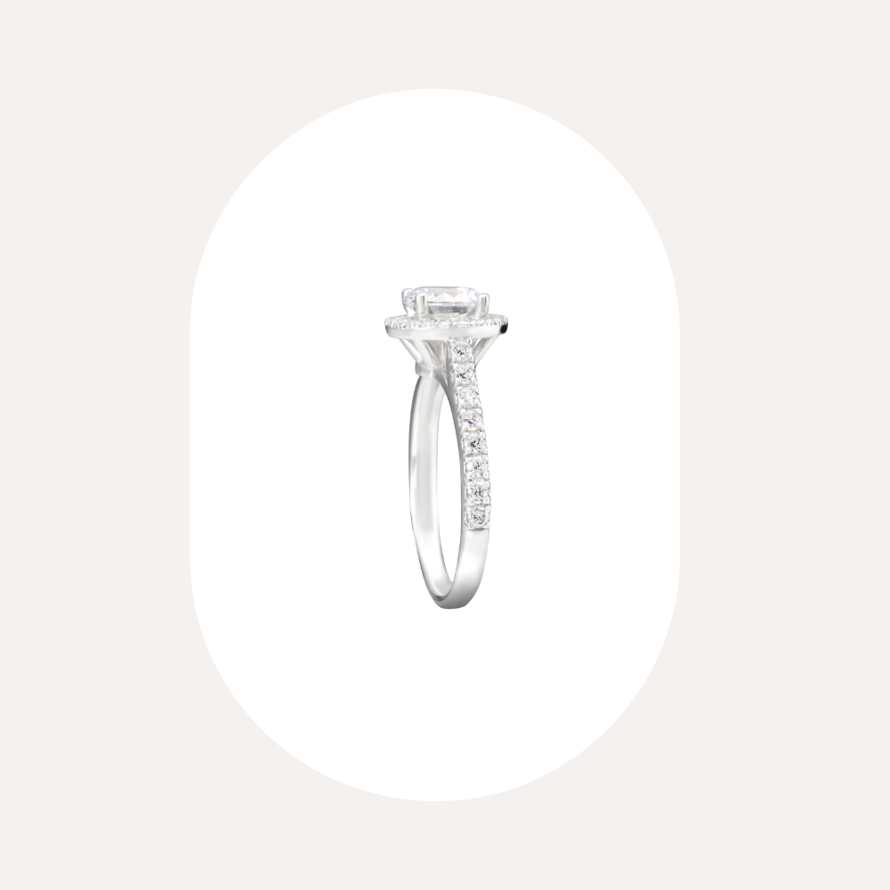 Signature Collection N°4 (Round Halo Ring) | Lab Grown Diamond Engagement Ring